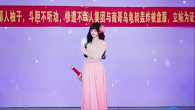 BIGgirl-330's Webcam Show