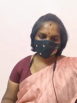 CuteTamizhachi Show in webcam