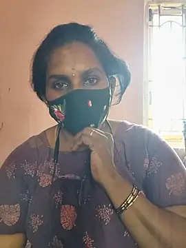 CuteTamizhachi's Webcam Show