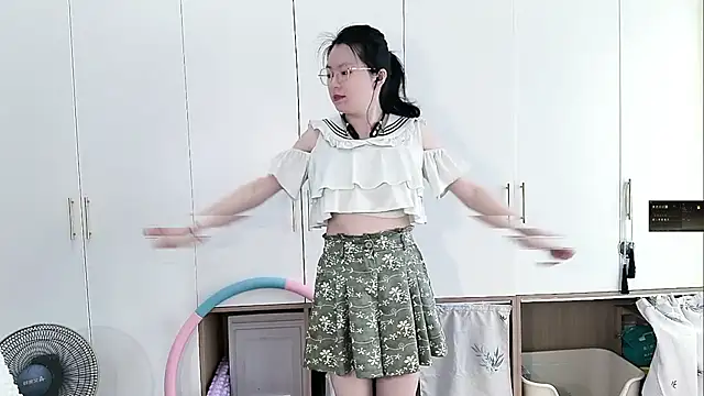 Erya-369n Live chat-huone