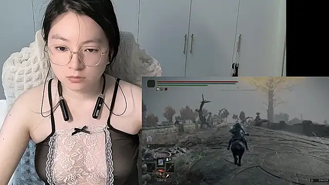 Erya-369 Pertunjukan Webcam