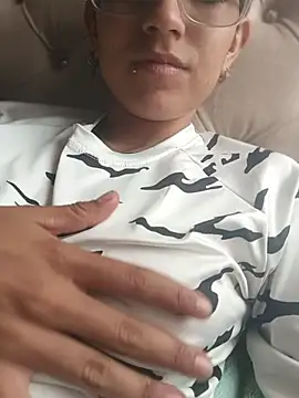 dangerousmuse's Live XXX Chat
