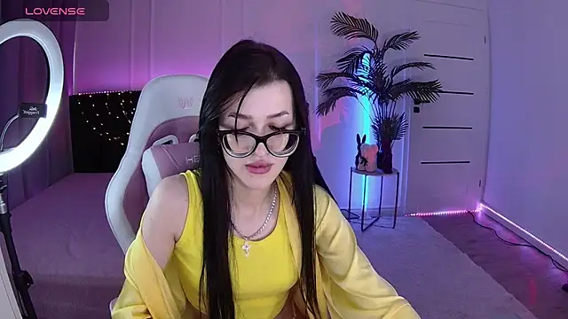 Ariella_Me 在線直播表演
