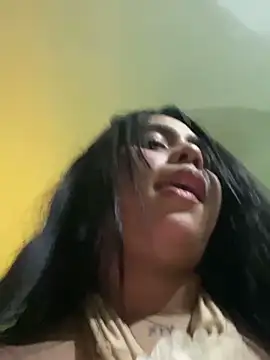 Show de mara_vip12 na webcam