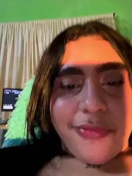 חדר צ'אט בשידור חי של mara_vip12