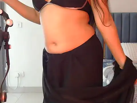 Chubby_Chhaya Adlı Modelin Canlı XXX Sohbeti