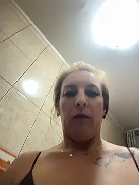 โชว์เว็บแคมของ Hot-Milf4U