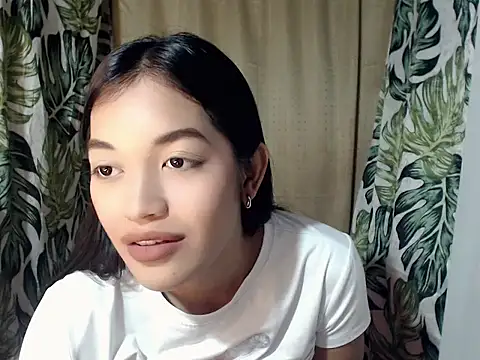 itsme_gwen – webcam-show