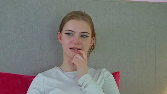 NicoleNorton's Live XXX Chat