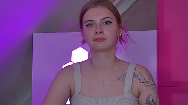 NicoleNorton's Live XXX Chat