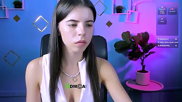 lyra_desire live XXX chat
