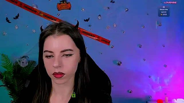Вебкам-шоу lyra_desire