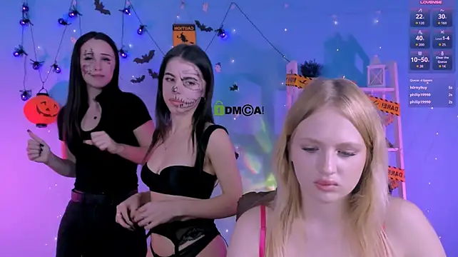 Pokazy przed kamerką – lyra_desire