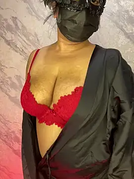 LioraWance's Webcam Show