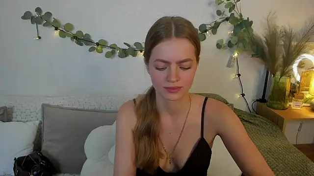 HoneyEmilly 라이브 XXX 채팅