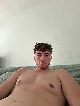 Kevin-Vk Show in webcam