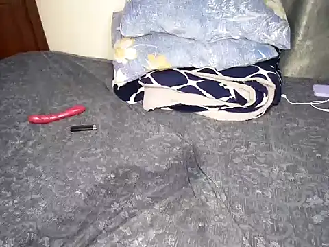 Carinoh Webcam show