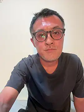 vansumi 在線直播表演