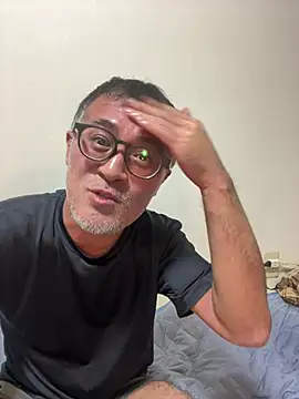 vansumi Show in webcam