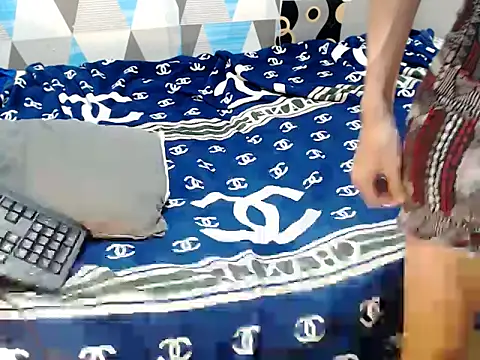 Trish_CurveCock Pertunjukan Webcam