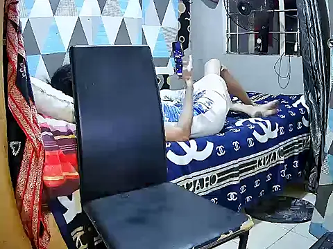 Trish_CurveCock Show Webcam