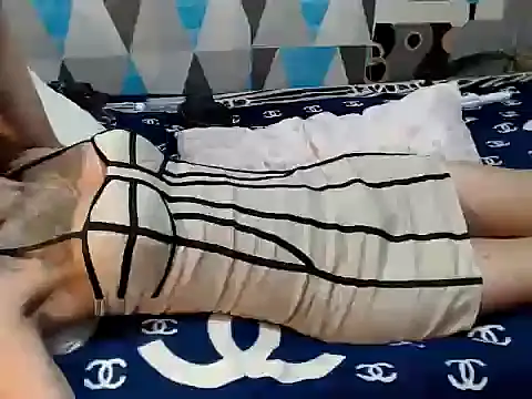 Trish_CurveCock: вебкам-шоу