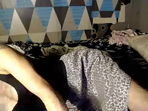 Show Webcam de Trish_CurveCock