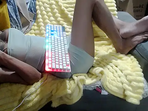 Trish_CurveCock Webcamshow