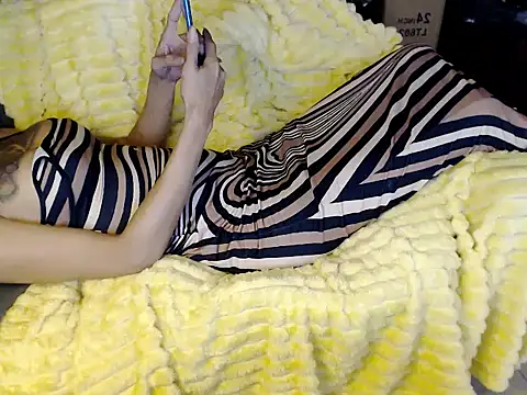 Trish_CurveCock Pertunjukan Webcam