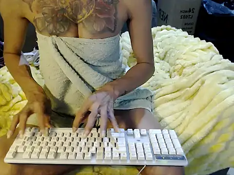 Trish_CurveCock Webcam-Show