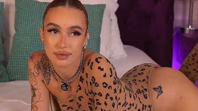 XXX chat uživo modela MarissaFox