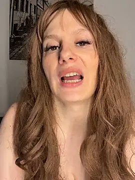 Lena_Sophie Show in webcam