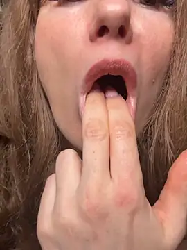 Lena_Sophie webkamerás műsora