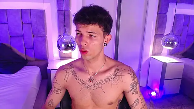 Webkamerová show EnzoHunters