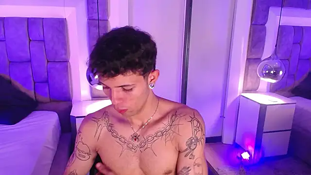 Show de EnzoHunters na webcam