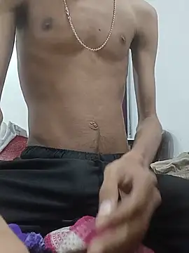 הופעת וובקאם של rohit_cockyboy
