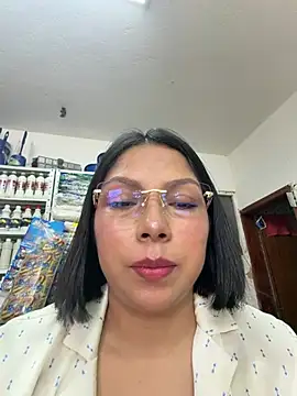 Pokazy przed kamerką – ISABELLA__LUNA