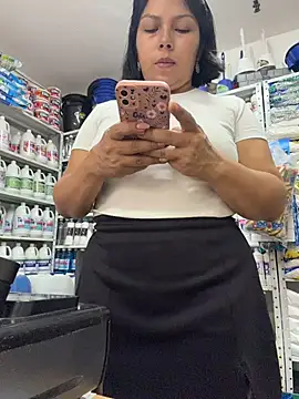 Pokazy przed kamerką – ISABELLA__LUNA
