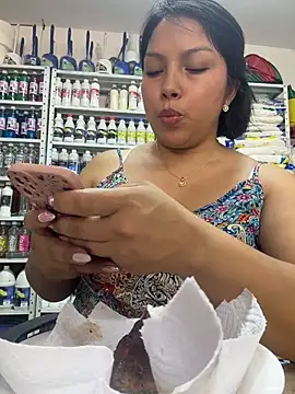 ISABELLA__LUNA Webcamshow