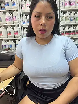 Pokazy przed kamerką – ISABELLA__LUNA