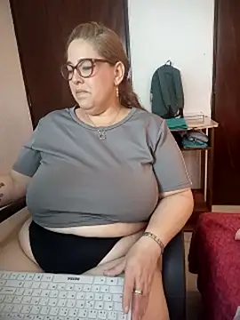 Kataleyamilf69_'s Live XXX Chat