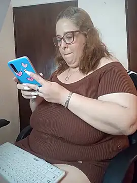 Czat XXX na żywo – Kataleyamilf69_