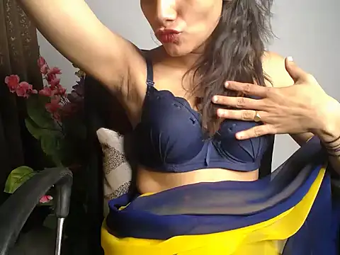 Show de Sassy_pooja6 na webcam
