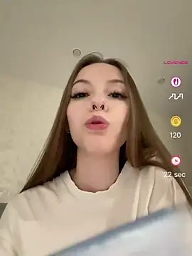 JulyOwens Adlı Modelin Web Kamerası Şovu