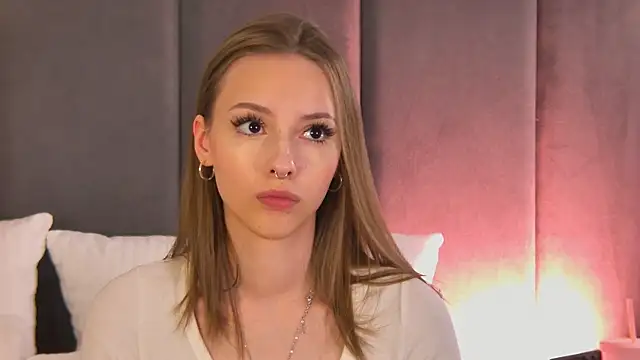 JulyOwens 라이브 XXX 채팅