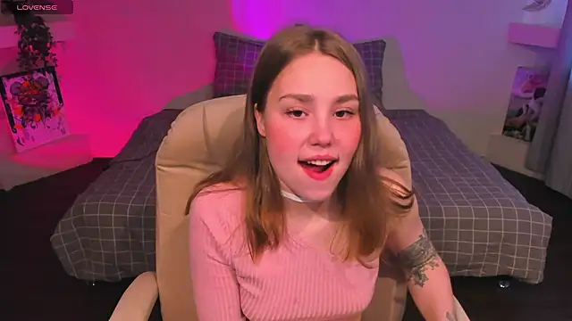 צ'אט XXX בשידור חי של bad_habit_babe