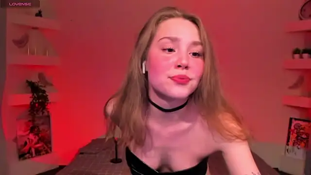 XXX chat uživo modela bad_habit_babe