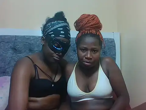 Horny_ebonies' Webcam Show