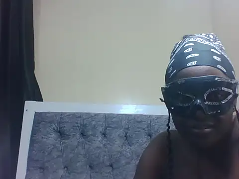 Horny_ebonies – Kamerová šou