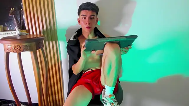 Chat +18 de Vincent_Kane ao vivo